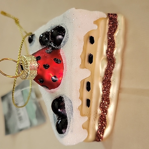Sunshine Spirits Festive Cake Ornament - Picture 3 of 4